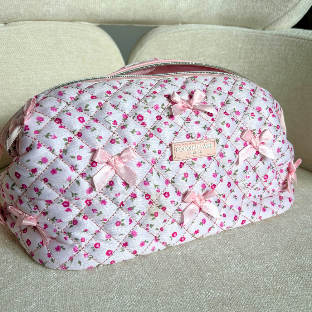 Magic Lifestyle Pouch - Gewatteerde roze aquarelbloemen